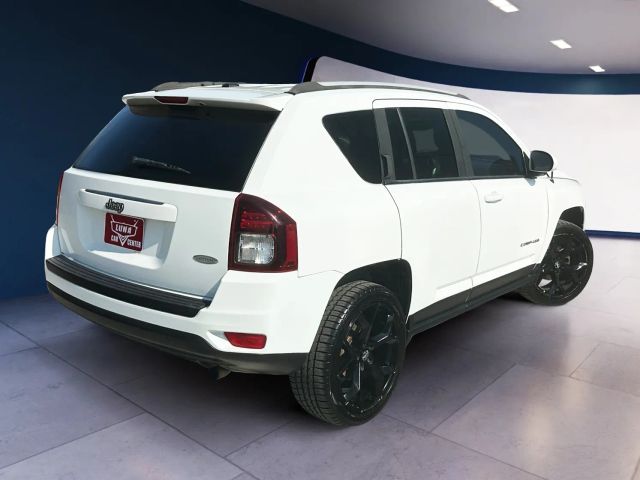 Vehicle image 5 of 24