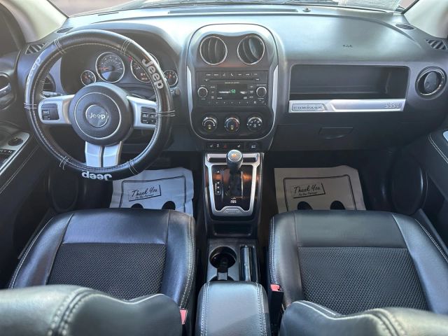 Vehicle image 17 of 24