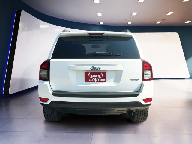 Vehicle image 6 of 24