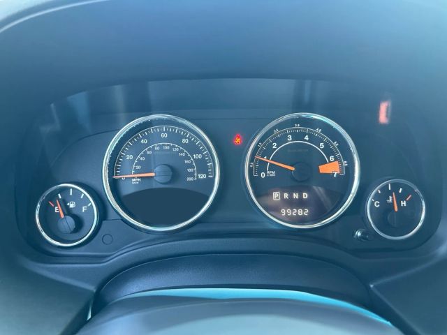 Vehicle image 19 of 24