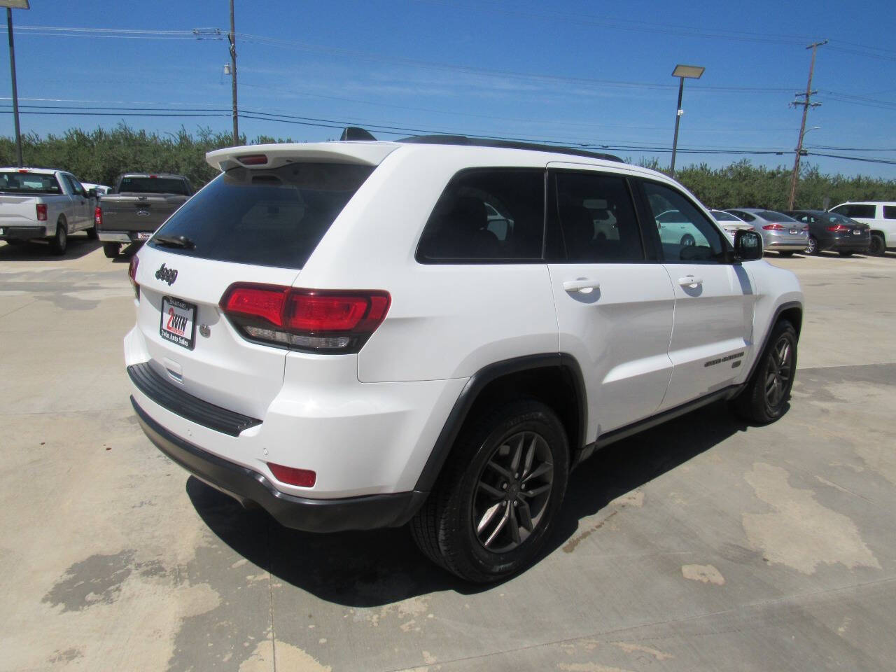 Vehicle image 5 of 23