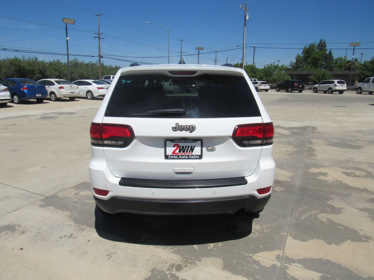 Vehicle image 6 of 23