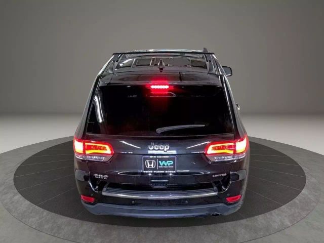 Vehicle image 13 of 35