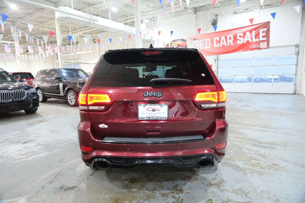 2016 Jeep Grand Cherokee SRT Night Image 31 of 42