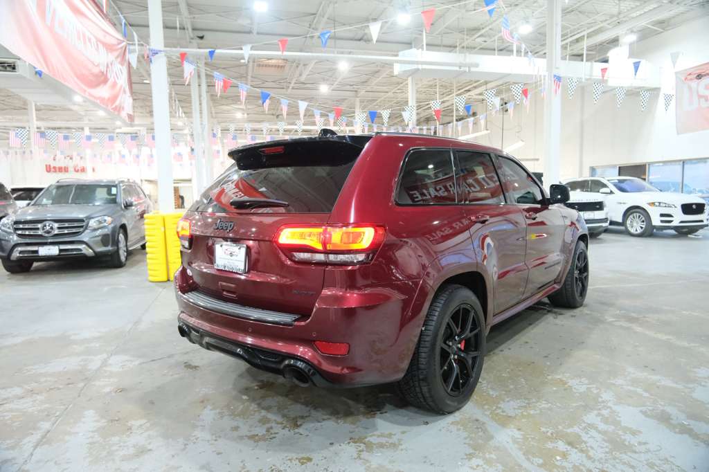 2016 Jeep Grand Cherokee SRT Night Image 6 of 42