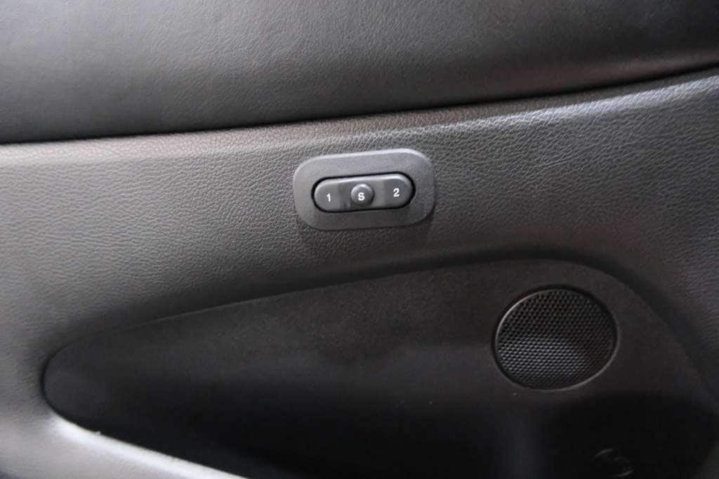 2016 Jeep Grand Cherokee SRT Night Image 39 of 42