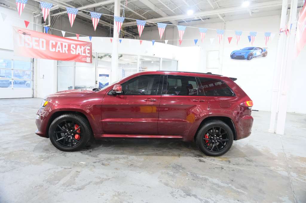 2016 Jeep Grand Cherokee SRT Night Image 8 of 42