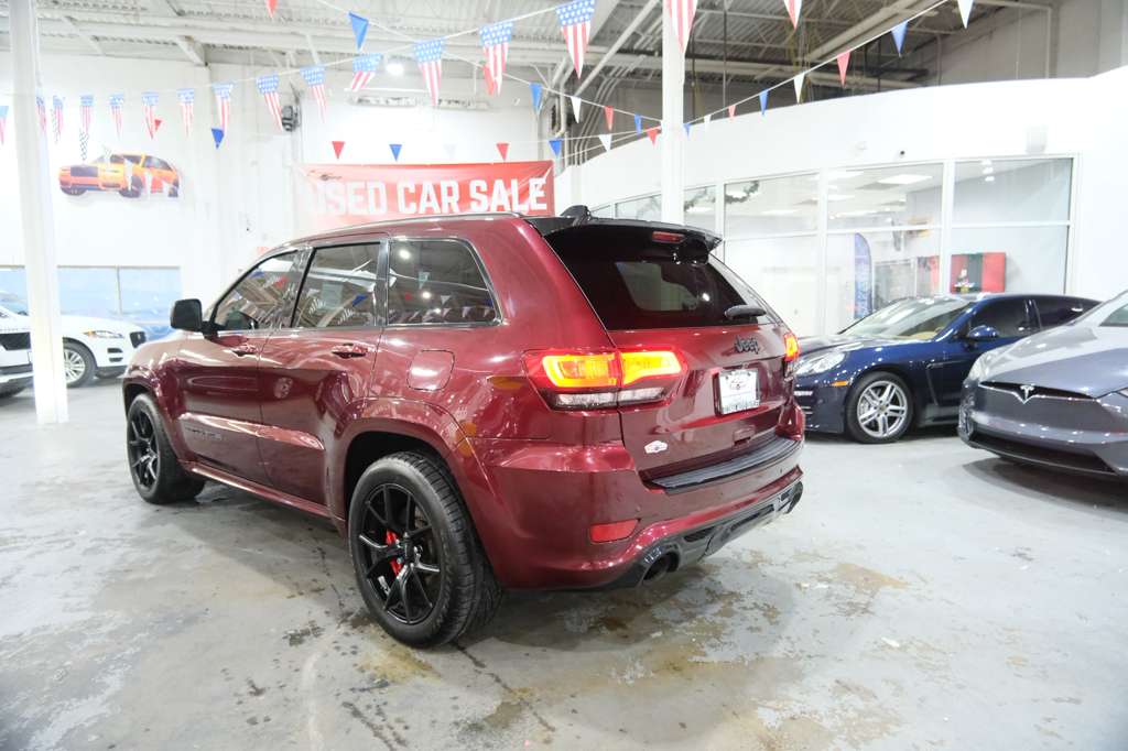 2016 Jeep Grand Cherokee SRT Night Image 7 of 42