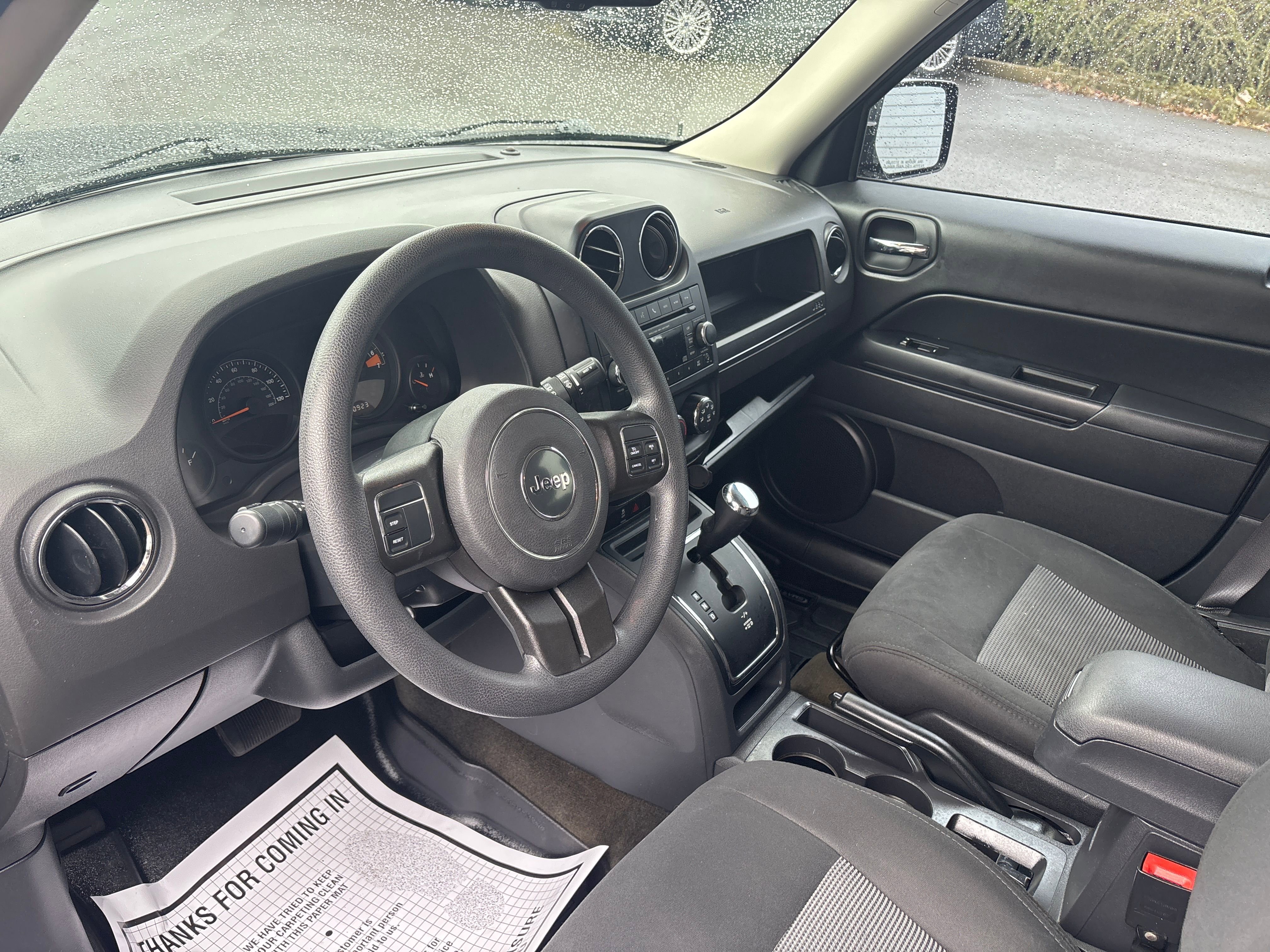 Vehicle image 11 of 24