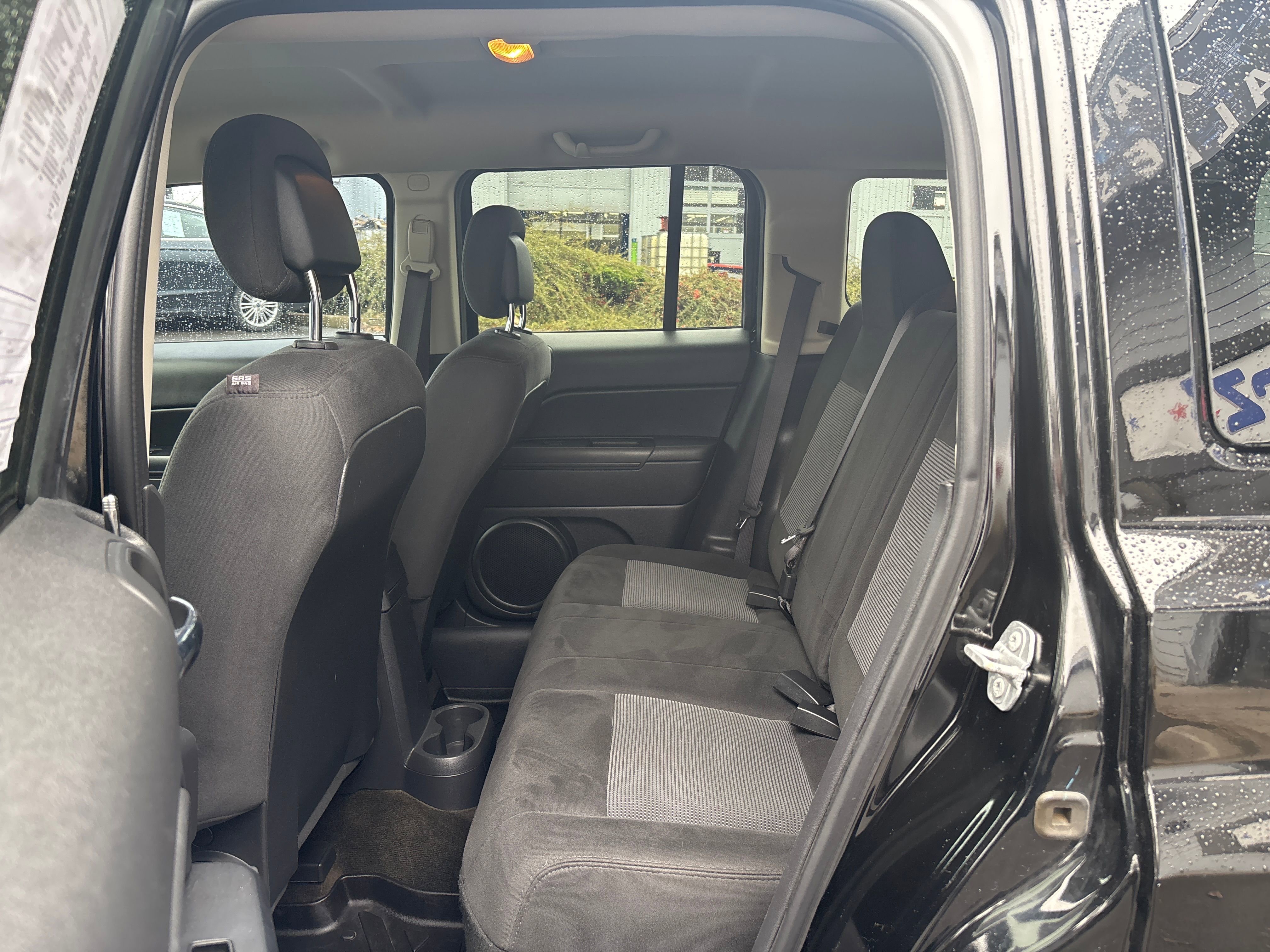 Vehicle image 14 of 24