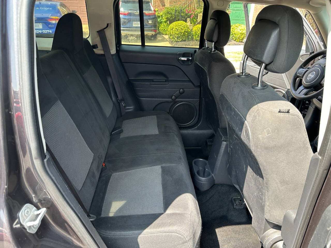 Vehicle image 15 of 20