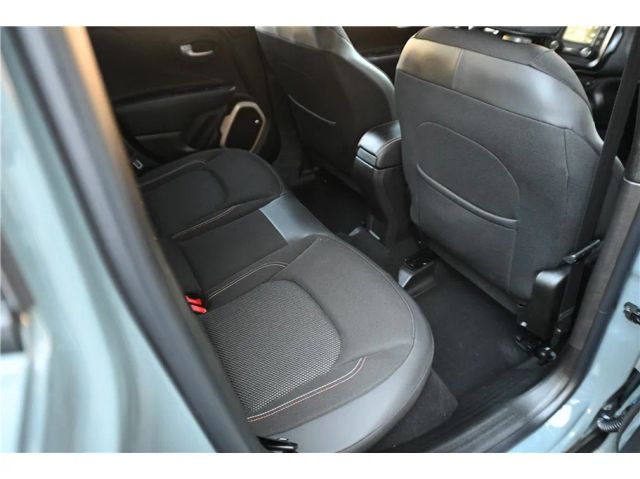 2016 Jeep Renegade 75th Anniversary Image 11 of 19