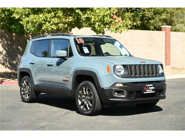 2016 Jeep Renegade 75th Anniversary Image 2 of 19
