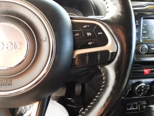Vehicle image 15 of 25