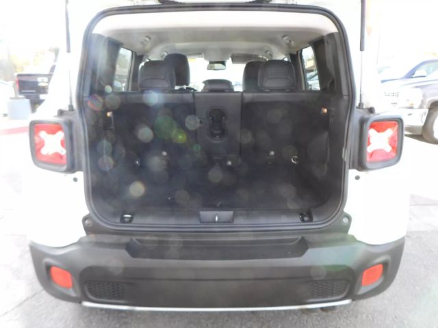 Vehicle image 20 of 25