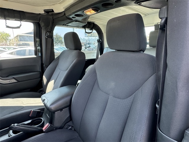 Vehicle image 13 of 43
