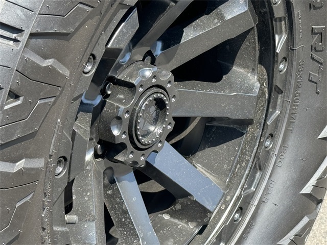 Vehicle image 8 of 43