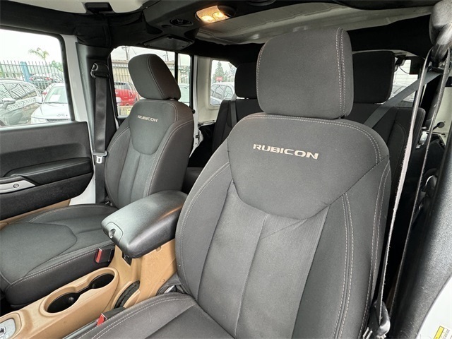 Vehicle image 19 of 59