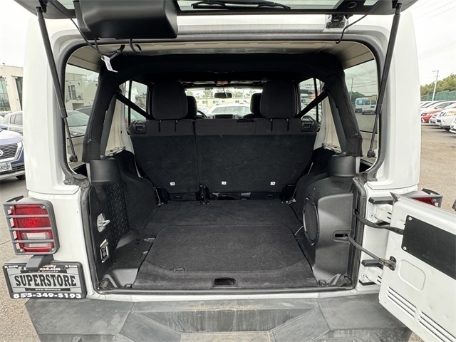 Vehicle image 14 of 59
