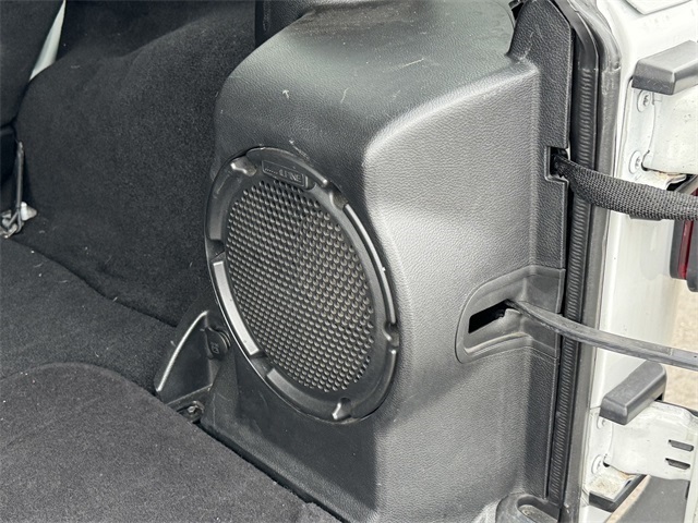 Vehicle image 53 of 59