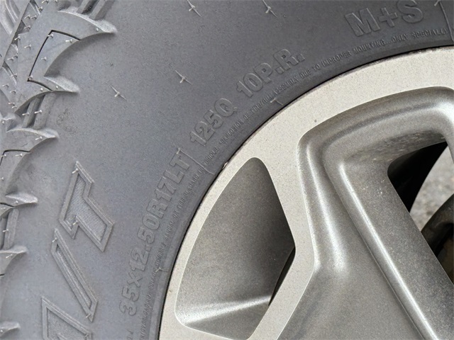 Vehicle image 9 of 59