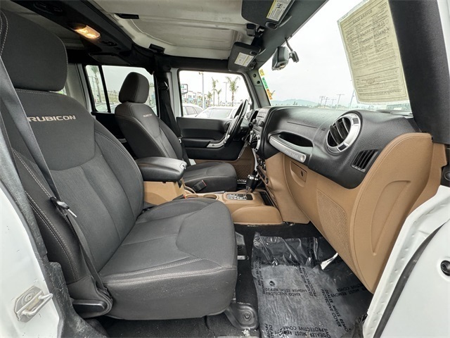 Vehicle image 16 of 59