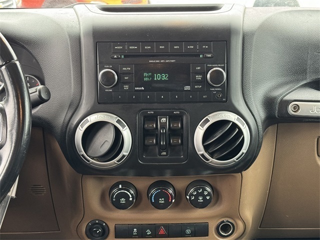 Vehicle image 31 of 59