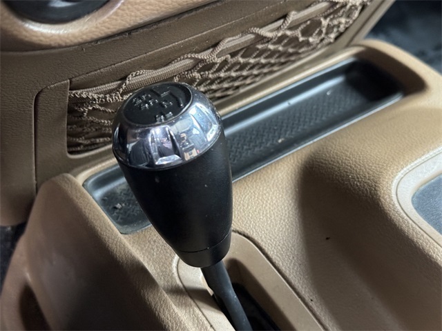 Vehicle image 40 of 59
