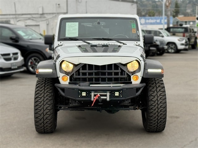 Vehicle image 2 of 59