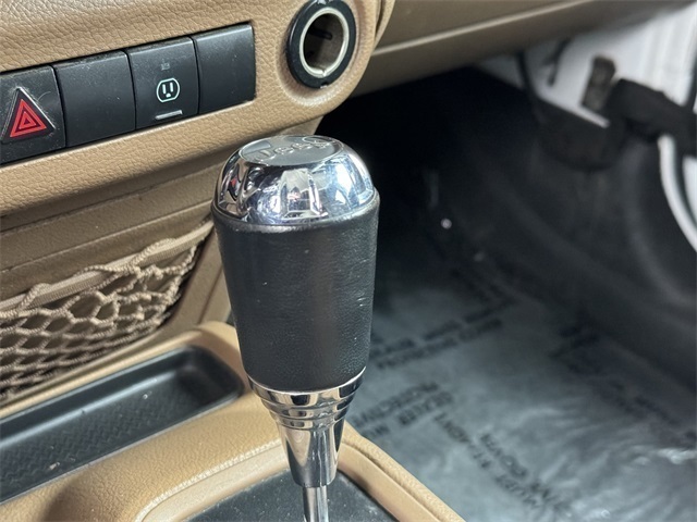 Vehicle image 51 of 59