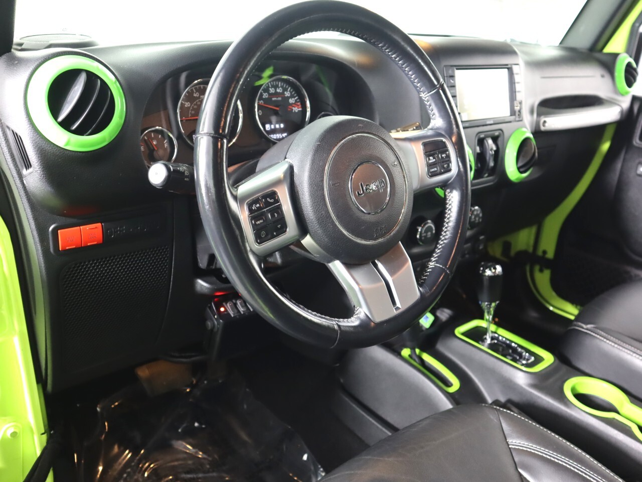 Vehicle image 8 of 46