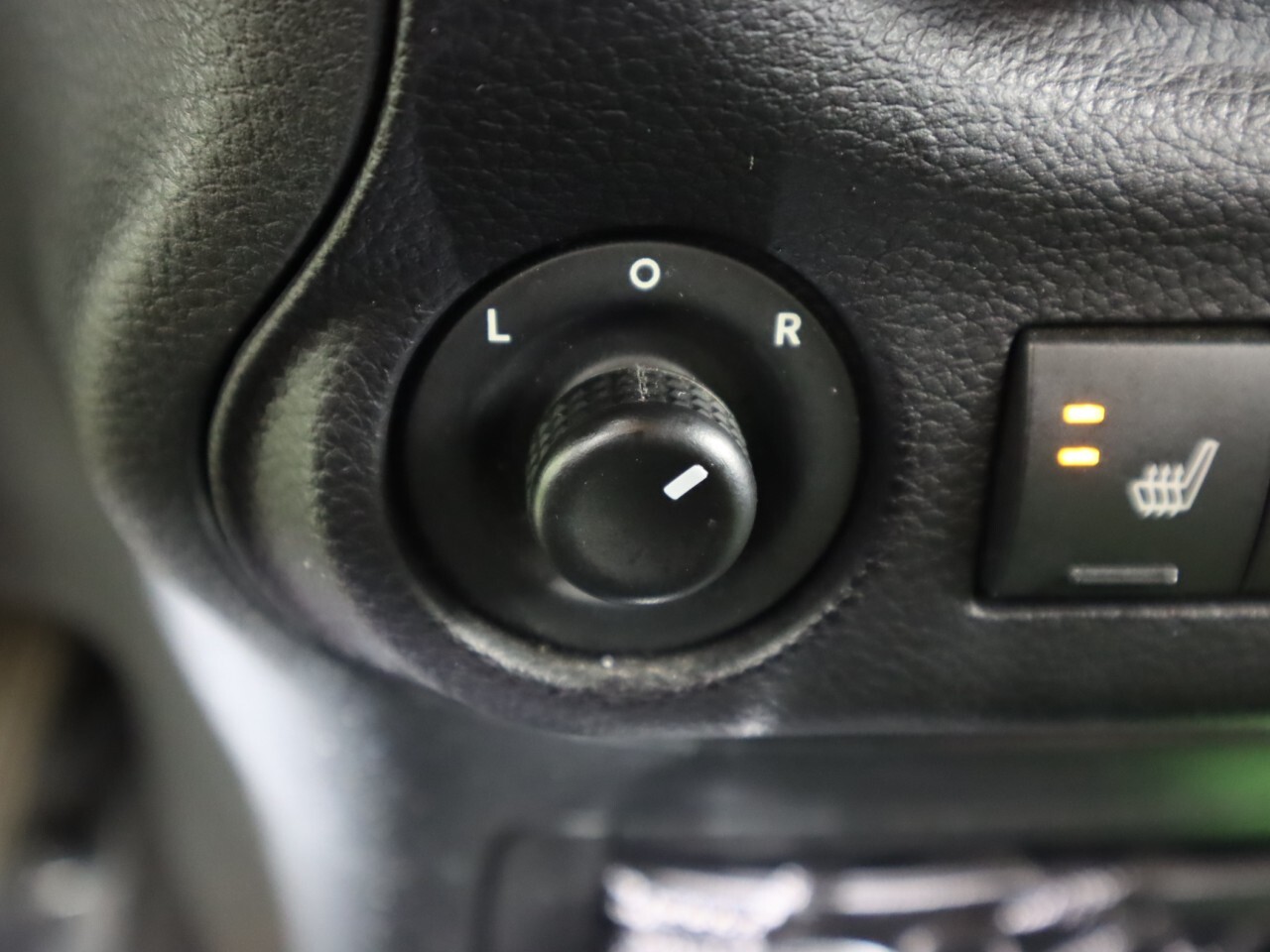 Vehicle image 22 of 46
