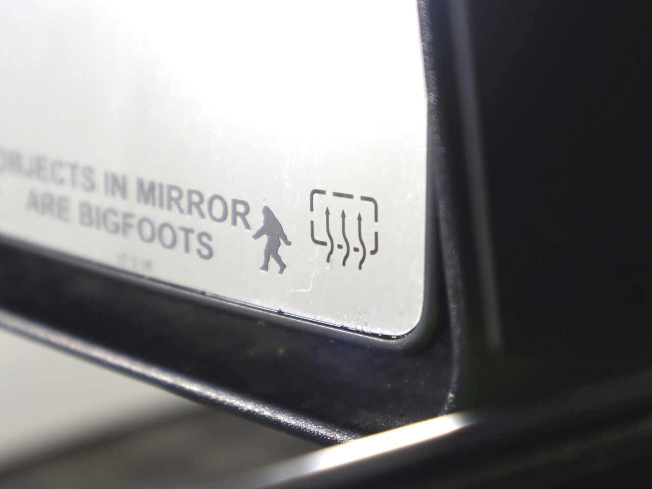 Vehicle image 27 of 46