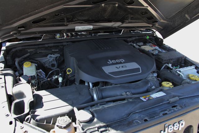 Vehicle image 12 of 22