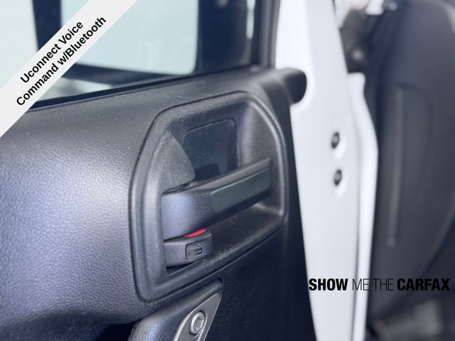 Vehicle image 15 of 37