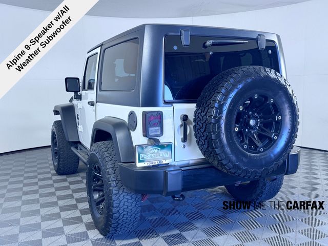 Vehicle image 29 of 37
