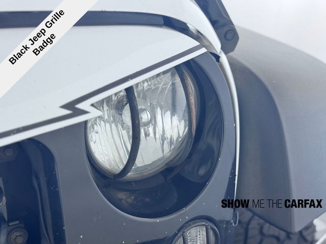 Vehicle image 19 of 37