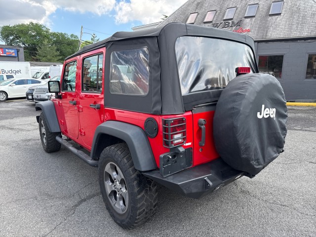 Vehicle image 13 of 46