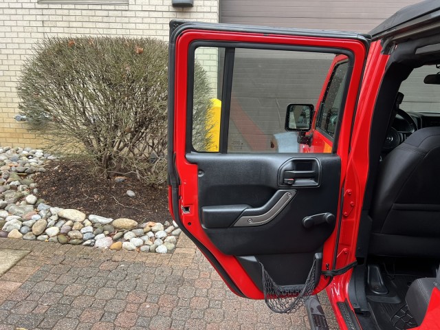 Vehicle image 22 of 46