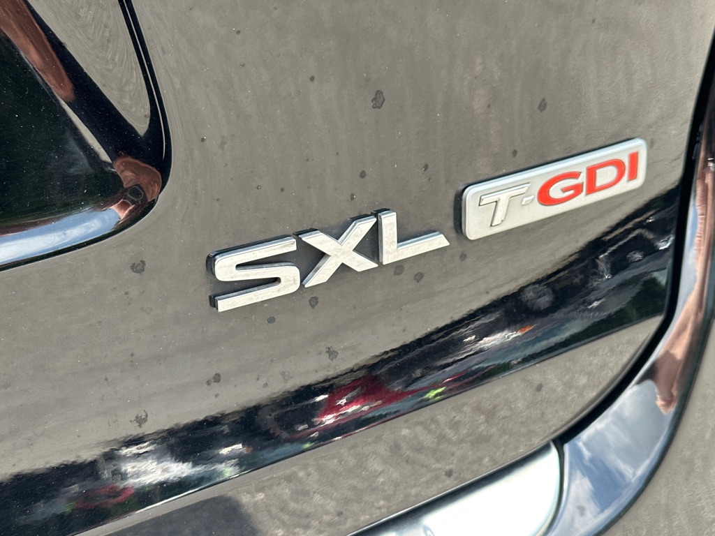 Vehicle image 40 of 43