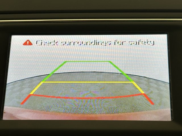 Vehicle image 25 of 31