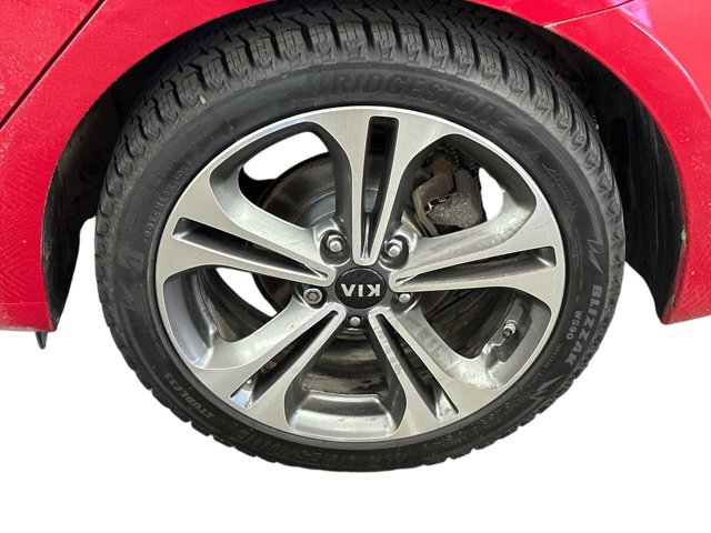 Vehicle image 12 of 31