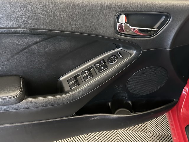 Vehicle image 30 of 31
