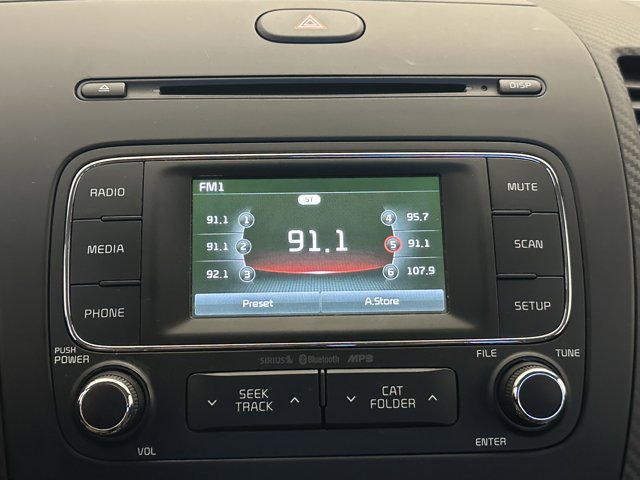Vehicle image 24 of 31