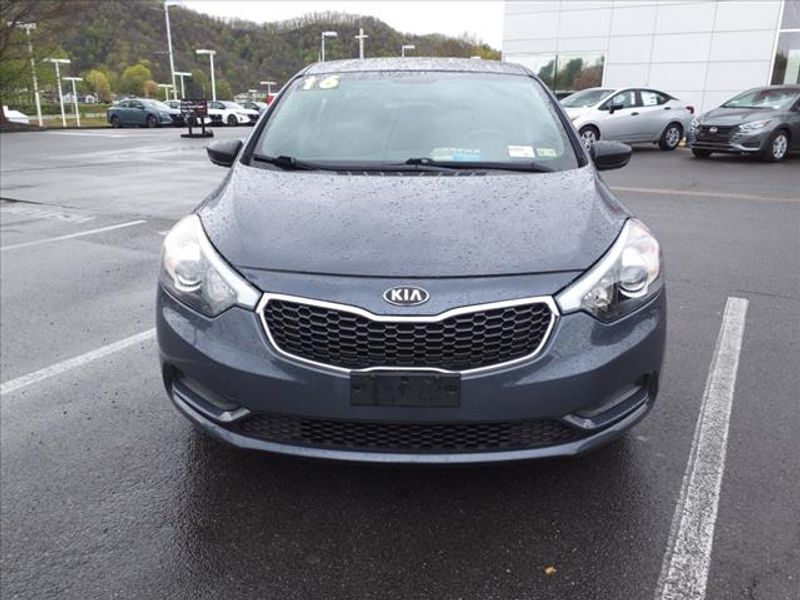 Vehicle image 4 of 31