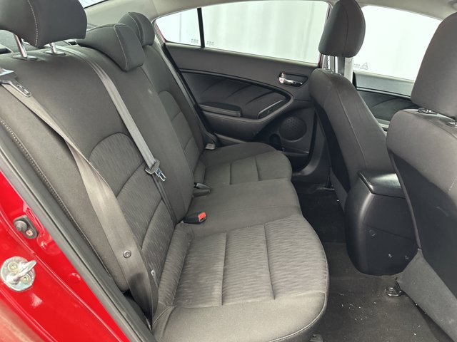 Vehicle image 11 of 13