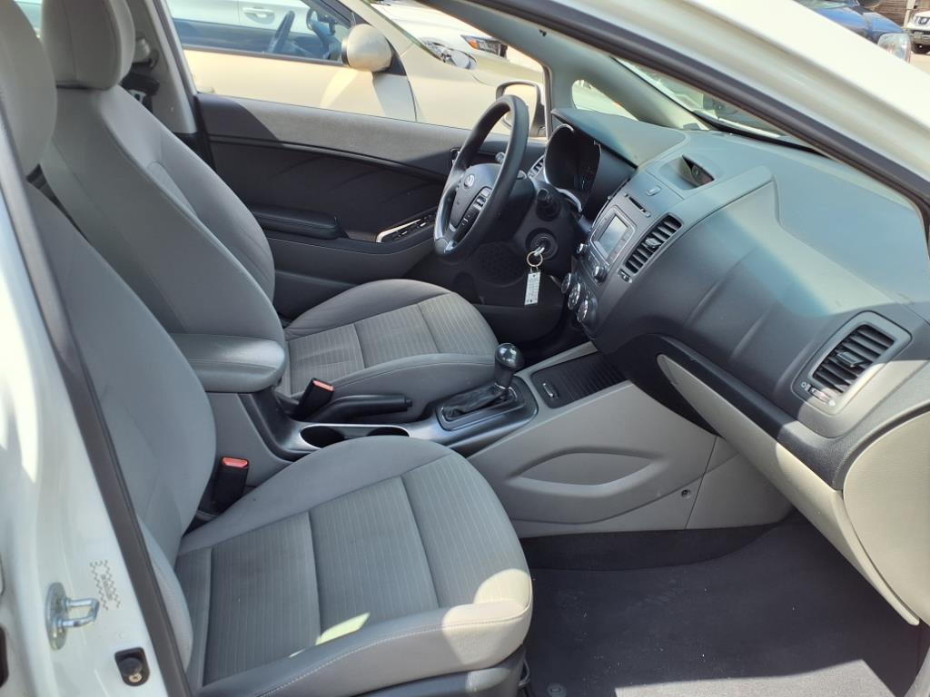 Vehicle image 25 of 25