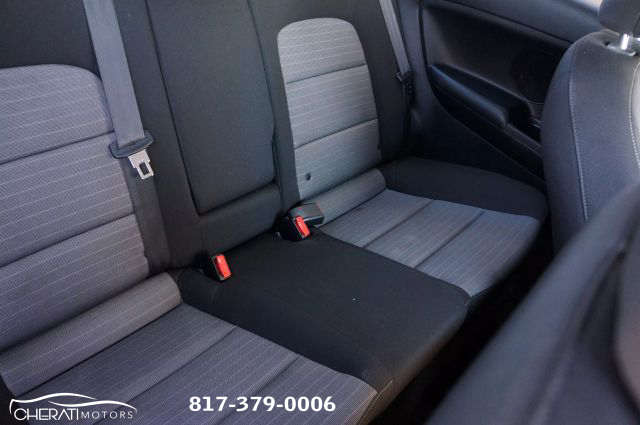 Vehicle image 31 of 34