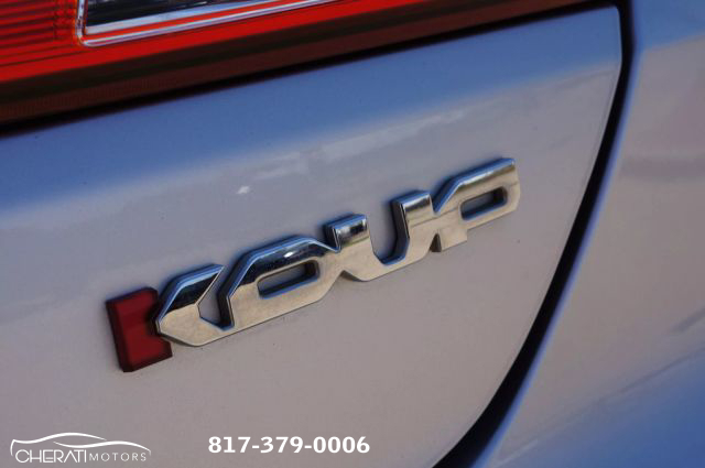 Vehicle image 8 of 34