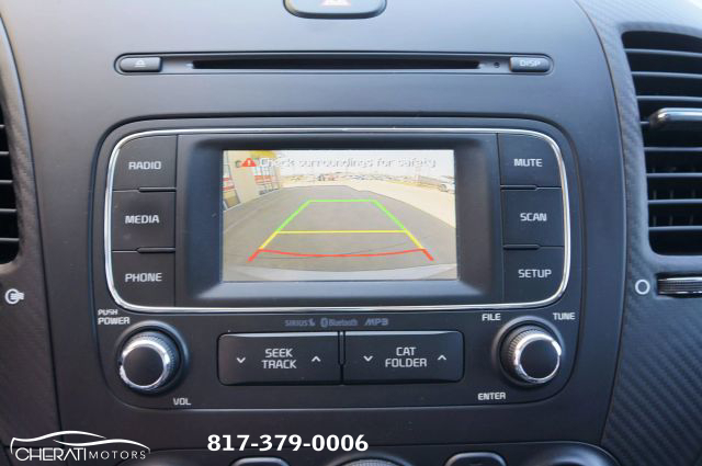 Vehicle image 14 of 34